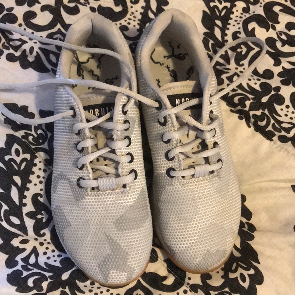 Used Nobull grey camo sneakers